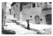 Un carnet de route marque des étapes, des pauses, témoigne de parcours et d’attentions particulières sur le monde Un carnet de route marque des étapes, des pauses, témoigne de parcours et d’attentions particulières sur le monde