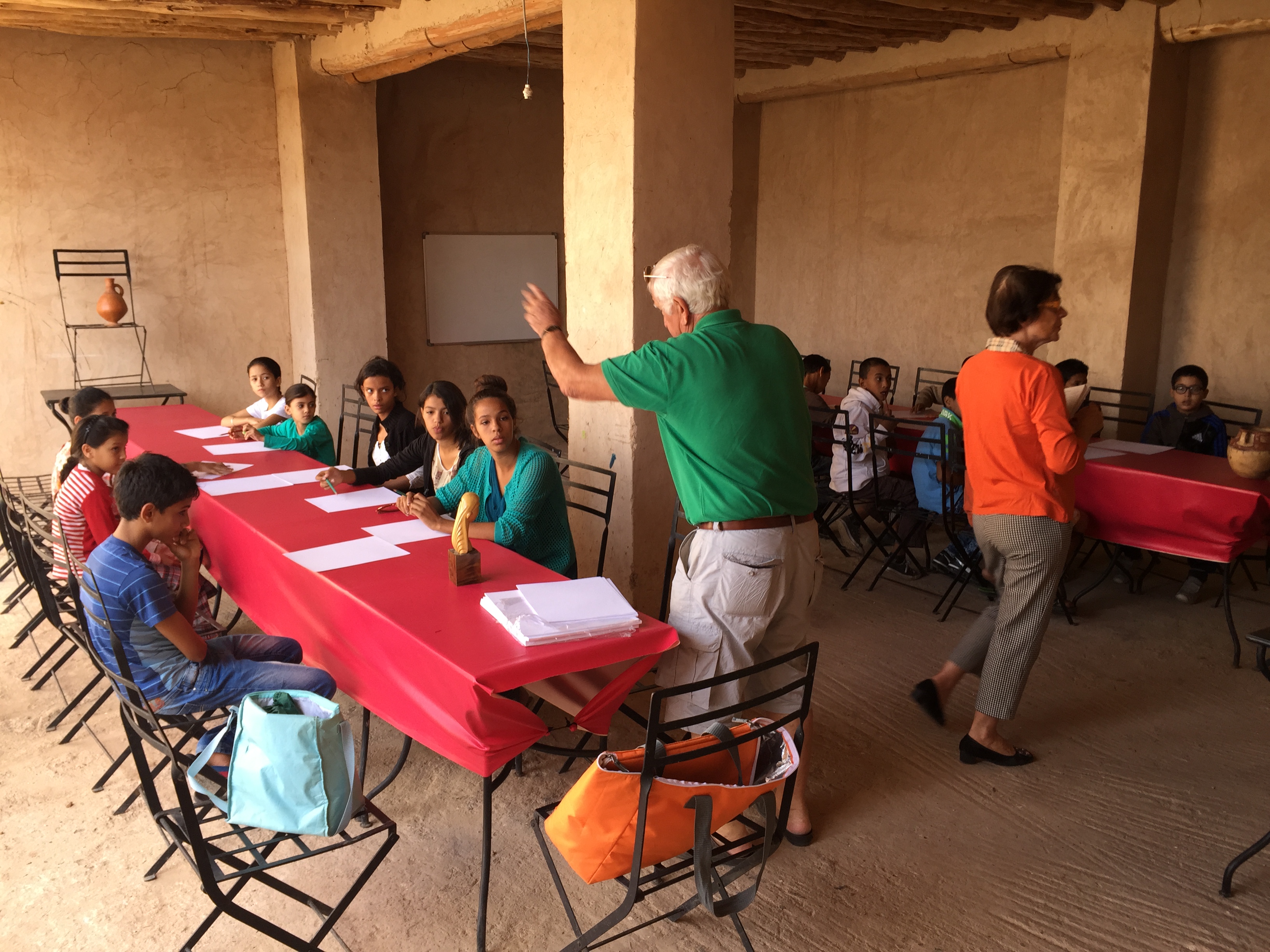 Ateliers d'eveil artistique au profit des enfants